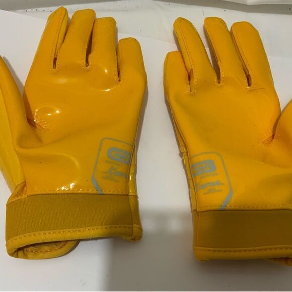 Grip Boost Youth Football Gloves Pro Elite - Youth Yellow size Large - Picture 6 of 6